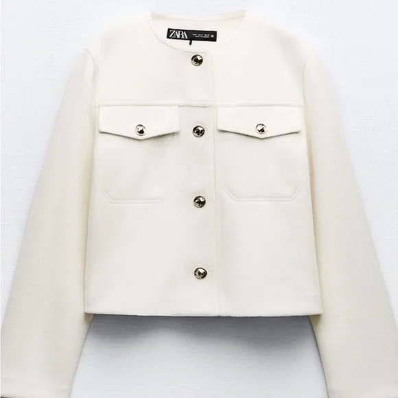 新品未使用　タグ付き　XSサイズ　Zara ジャケット 金　ボタン　ホワイト 新品未使用 タグ付き XSサイズ Zara ジャケット 金 ボタン ホワイト